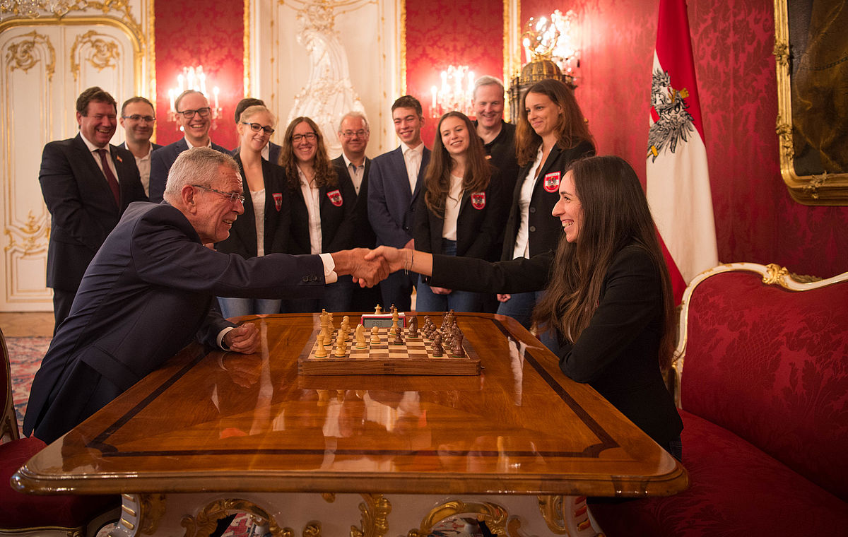Verabschiedung der Teams für die Schach-Olympia 2018